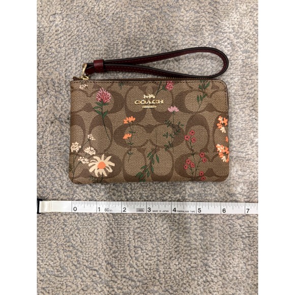 Coach Corner Zip Wristlet Signature Canvas Wildflower Print Khaki Floral 2711 - Picture 3 of 5